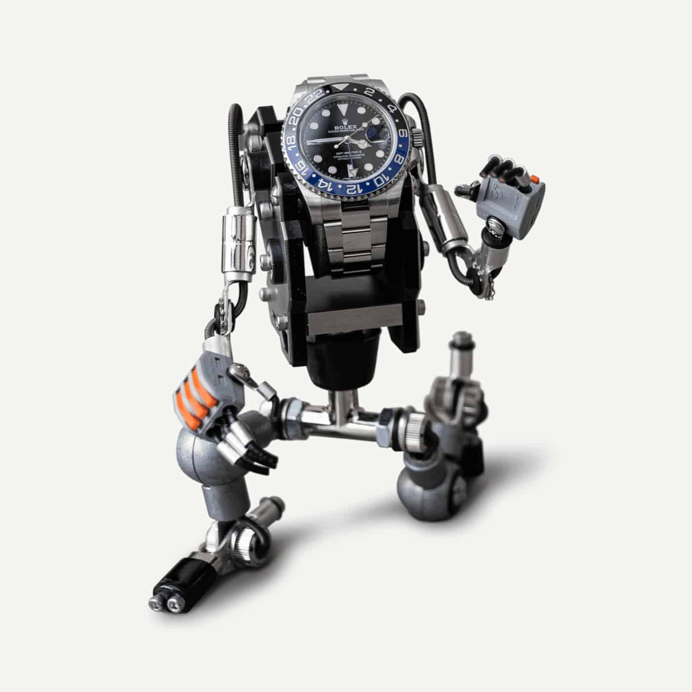 Watch Stand Robot Medium